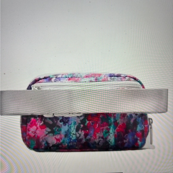 LULULEMMON WAIST BAG FANNY PACK Belt Bag Color Floral/Multi NWT - Picture 13 of 13